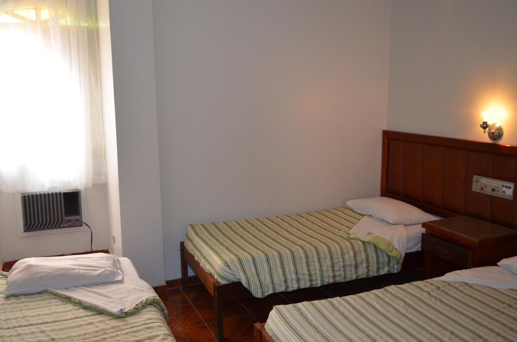 Reinales Plaza Hotel Сао Паоло Екстериор снимка